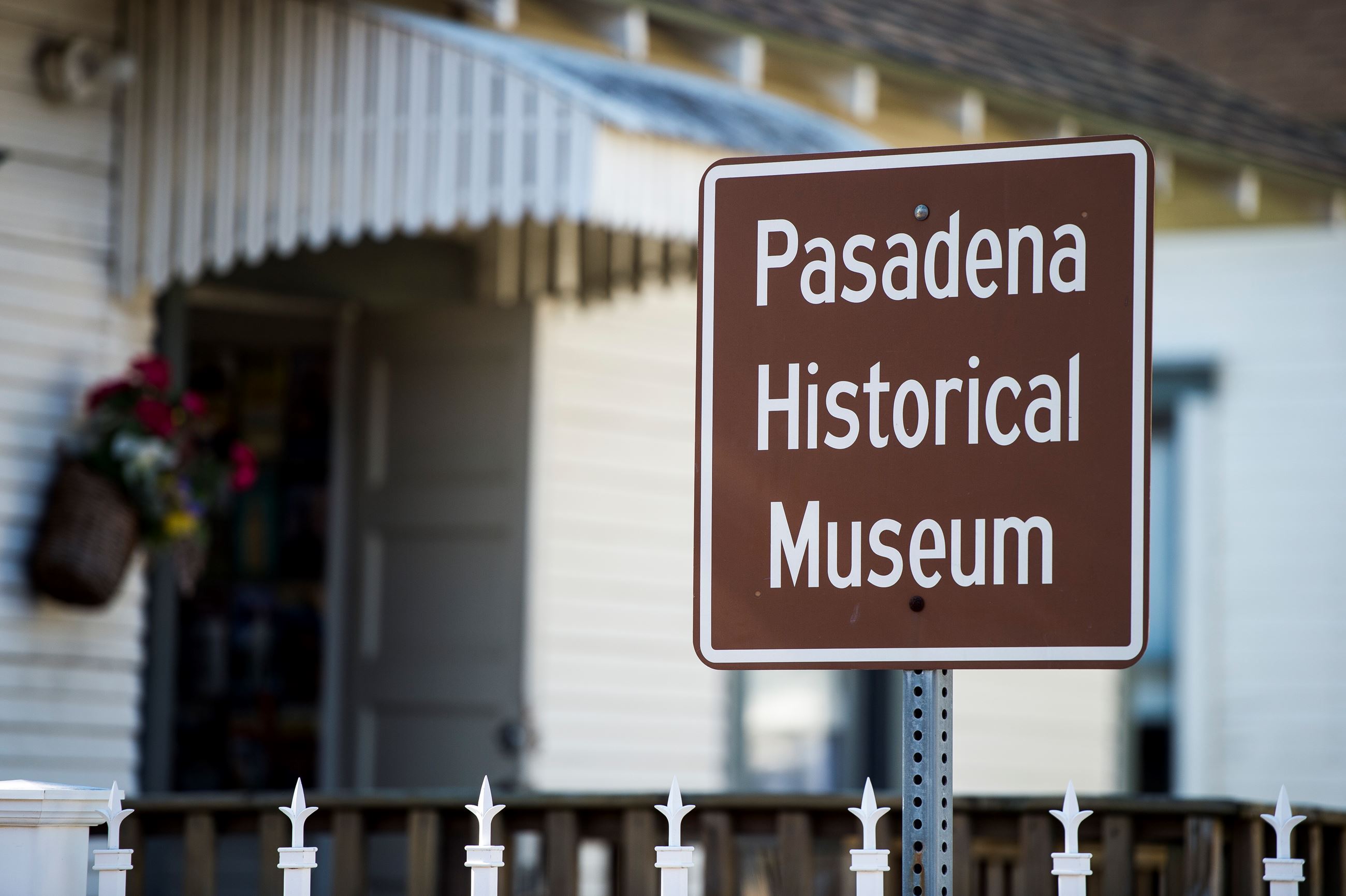Sign for Pasadena Historical Museum