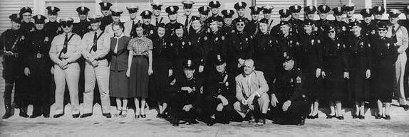 Old photo of Pasadena Police Department staff